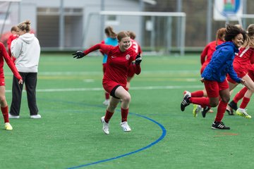 Bild 142 - wBJ VfL Pinneberg - Eimsbuettler TV2 : Ergebnis: 3:5